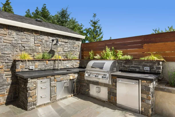 does an outdoor kitchen add value to a home